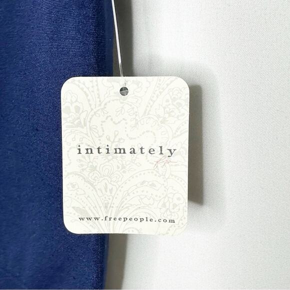 FREE PEOPLE Intimately Navy Tank Top NWT in M/L - Picture 2 of 7